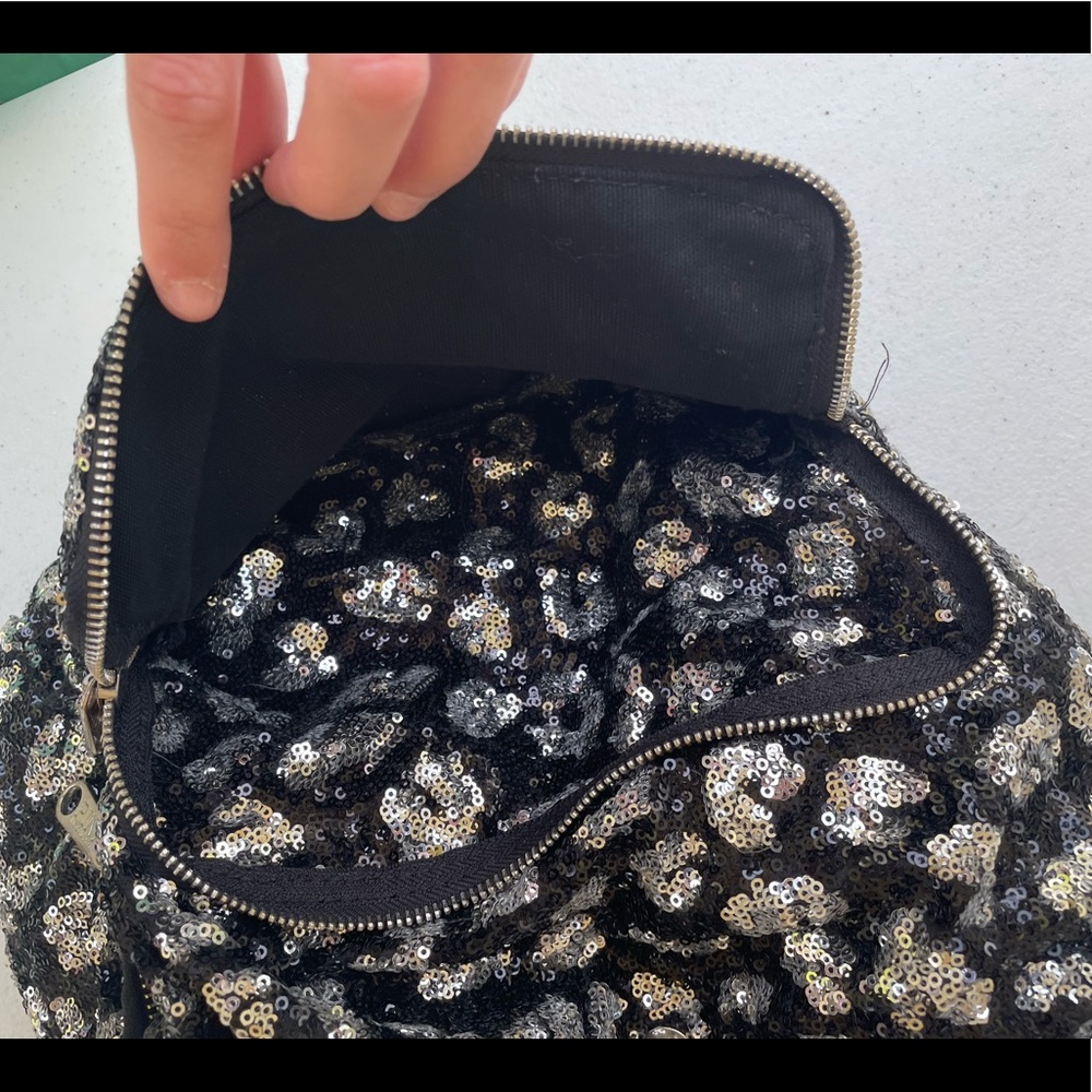 Victoria’s Secret Pink Bling Backpack Sequin Leopard Travel Bag Cheetah Animal - Picture 8 of 14